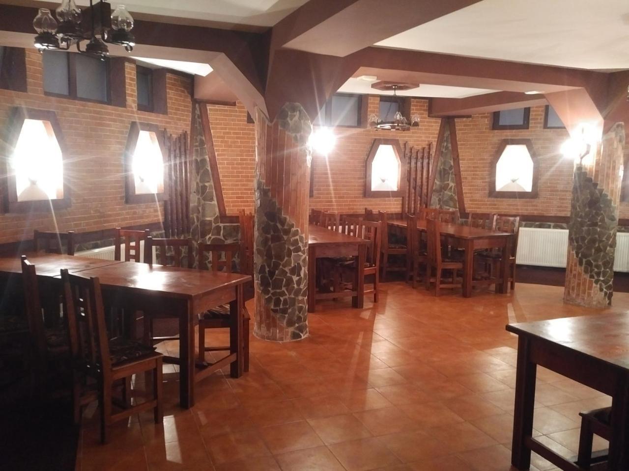 Pensiunea Millenium Sibiu With Parking - Motorcycle Friendly Travel Routes Exterior foto